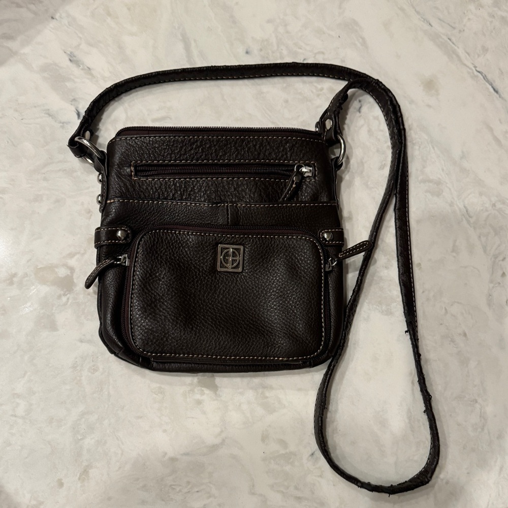 Giani Bernini satchel